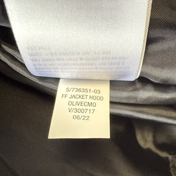 Old Navy Hooded Puffer Jacket Womens Size L Frost Free Water Resistant Camo Coat - Picture 12 of 13